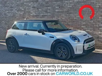 Used Mini Cooper SE Hatch 135 kW (184 HP) 2023 White Hatchback