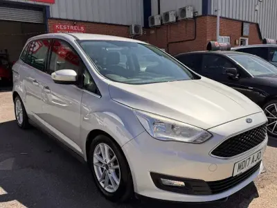 Used Ford Grand C-Max Zetec 120 HP (88 kW) 2019 MPV