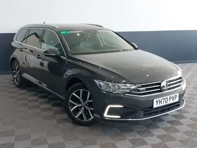 Usado VW Passat GTE 218 HP (160 kW) 2020 Cinzento Carrinha