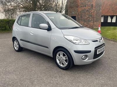Used Hyundai i10 Comfort 78 HP (57 kW) 2008 Silver Hatchback