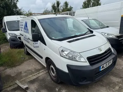 Second-hand Peugeot Expert 90 CP (66 kW) 2015 Alb Van