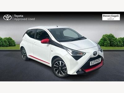 Begagnad Toyota Aygo Trend 71 HK (52 kW) 2022 Vit Halvkombi