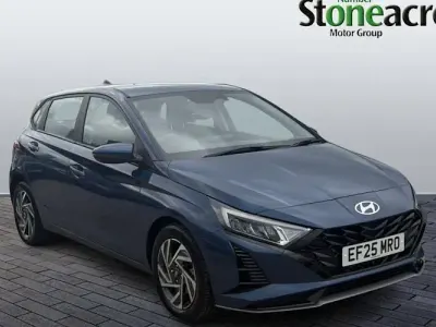 Used Hyundai i20 Advanced 101 HP (74 kW) 2024 Blue Hatchback