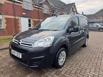 Used Citroën Berlingo 100 HP (73 kW) 2017 Grey MPV