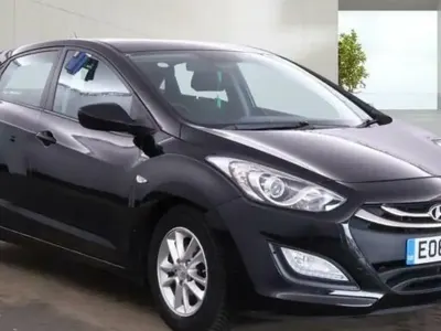 Second-hand Hyundai i30 Active 2014 Negru Hatchback