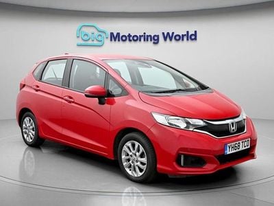 Used Honda Jazz SE 101 HP (74 kW) 2018 Red Hatchback