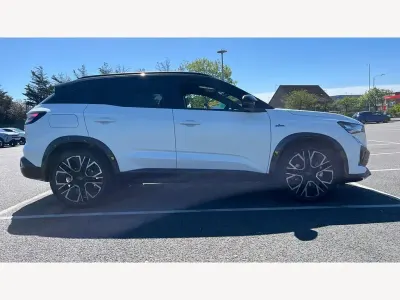 Usado Renault Austral Techno Esprit Alpine 200 HP (147 kW) 2025 Branco SUV