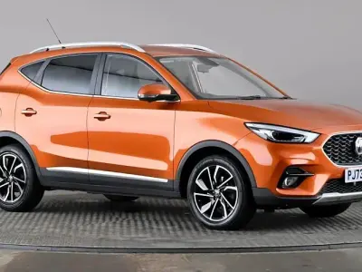 Used MG ZS Exclusive 106 HP (77 kW) 2023 Orange SUV