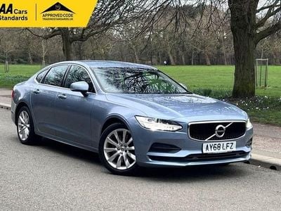 Used Volvo S90 Momentum 190 HP (139 kW) 2018 Blue Sedan