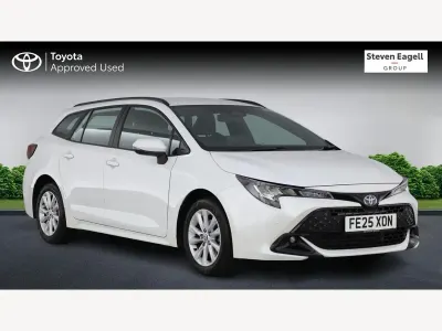 Used Toyota Corolla 140 HP (102 kW) 2025 White Estate