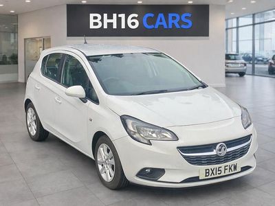Used Vauxhall Corsa Design Edition 95 HP (69 kW) 2015 White Hatchback