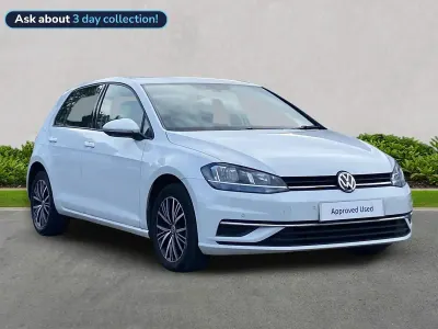 Used VW Golf VII SE 125 HP (91 kW) 2018 White Hatchback