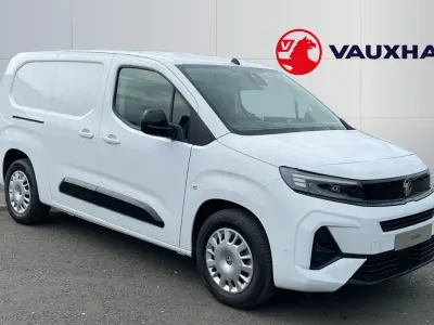 Nouă Vauxhall Combo 100 kW (136 CP) 2026 Monovolum