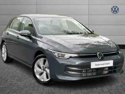 Używany VW Golf VIII Style 150 KM (110 kW) 2025 Szary Hatchback