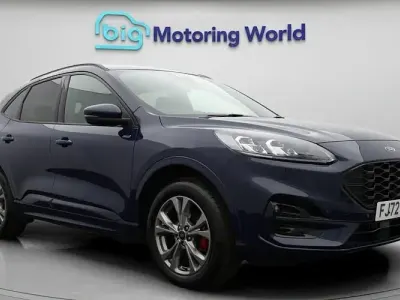 Used Ford Kuga ST-Line 225 HP (165 kW) 2022 Blue SUV