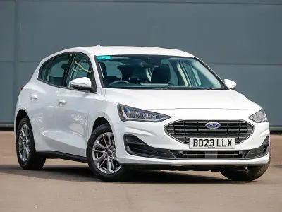Używany Ford Focus Titanium 125 KM (91 kW) 2023 Biały Hatchback