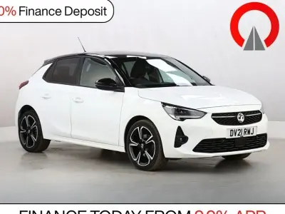 Used Vauxhall Corsa SRi 100 HP (73 kW) 2021 White Hatchback