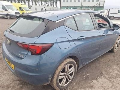 Used Vauxhall Astra SRi 2016 Red Hatchback
