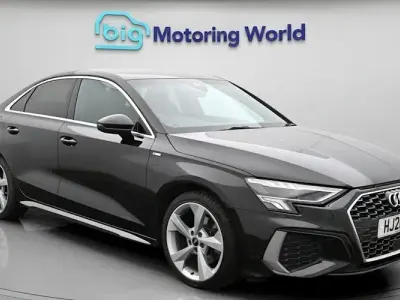 Usado Audi A3 S-Line 110 HP (80 kW) 2024 Sedan