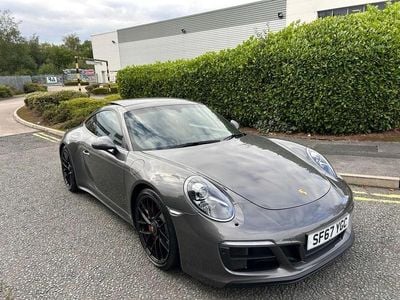 Porsche 911 Carrera GTS