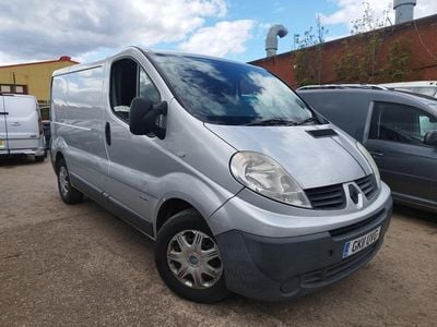 Used Renault Trafic 115 HP (84 kW) 2011 Silver MPV