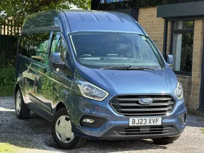Used Ford Transit Custom Trend 130 HP (95 kW) 2023 Blue Van