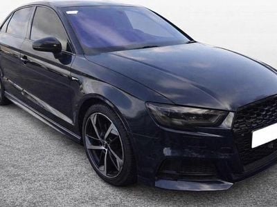 Używany Audi A3 Black Edition 116 KM (85 kW) 2019 Niebieski Sedan/Limuzyna