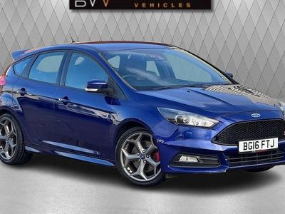 Blue Used 2016 Ford Focus ST Hatchback | £9,995 (Fair price)