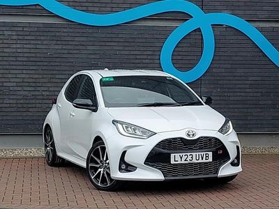 Used Toyota Yaris Hybrid Sport 116 HP (85 kW) 2023 White Hatchback