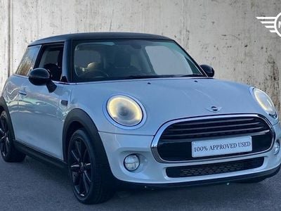Used Mini Cooper Hatch 136 HP (100 kW) 2017 Silver Hatchback
