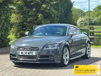 Begagnad Audi TTS 2014 Grå Sportkupé