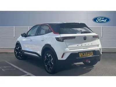 Used Vauxhall Mokka SRi 100 HP (73 kW) 2021 White SUV