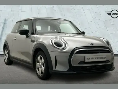 Used Mini Cooper Classic 134 HP (98 kW) 2023 Silver Hatchback