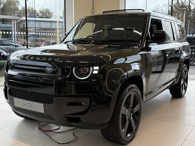 New 2025 Land Rover Defender HSE Dynamic Estate | £94,977