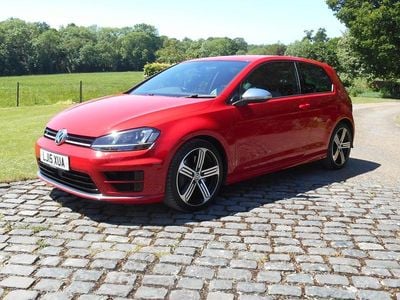 Used VW Golf VII R 310 HP (228 kW) 2015 Red Hatchback
