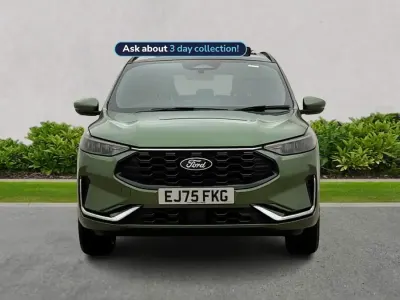 Begagnad Ford Kuga ST-Line 2025 Grön SUV