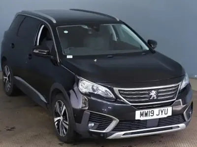Gebraucht Peugeot 5008 Allure 2019 Schwarz SUV