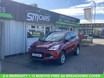 Käytetty Ford Kuga Titanium X 180 HP (132 kW) 2015 Punainen Katumaasturi