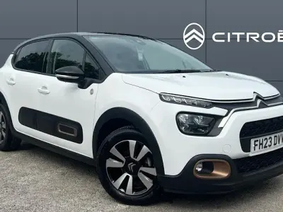 Używany Citroën C3 PureTech 83 KM (61 kW) 2023 Biały Hatchback