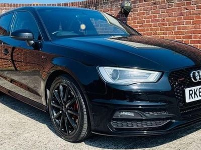 Used Audi A3 Sportback S-Line 184 HP (135 kW) 2014 Black Hatchback
