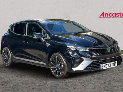 Used Renault Clio V Esprit Alpine 143 HP (105 kW) 2024 Black Hatchback