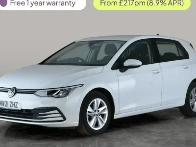 Used VW Golf VIII Life 131 HP (96 kW) 2024 Hatchback