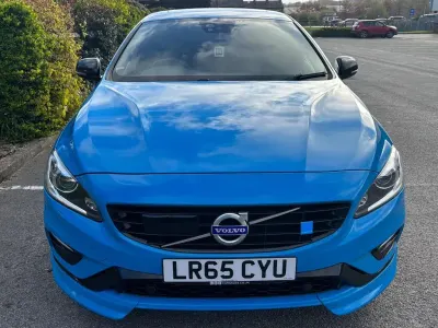 Usado Volvo V60 2015 Azul Familiar