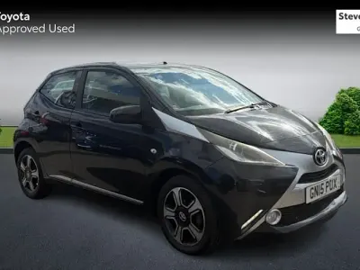 Used Toyota Aygo X-clusiv 69 HP (50 kW) 2015 Black Hatchback