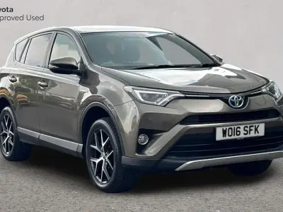 Usado Toyota RAV4 197 HP (144 kW) 2016 SUV