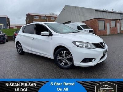 Used Nissan Pulsar Acenta 110 HP (80 kW) 2015 White Hatchback
