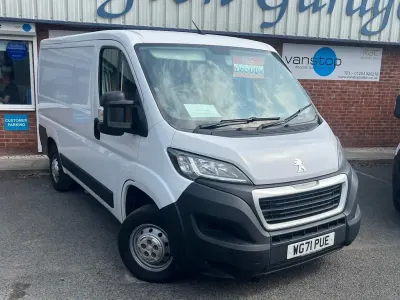 Used Peugeot Boxer 162 HP (119 kW) 2021 White Van