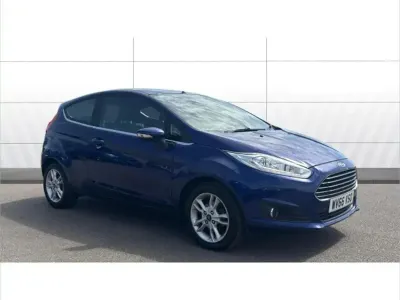 Used Ford Fiesta Zetec 80 HP (58 kW) 2016 Blue Hatchback