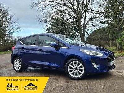 Used Ford Fiesta Titanium 125 HP (91 kW) 2018 Blue Hatchback