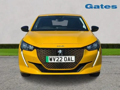 Used Peugeot e-208 Allure Premium 98 kW (134 HP) 2022 Yellow Hatchback